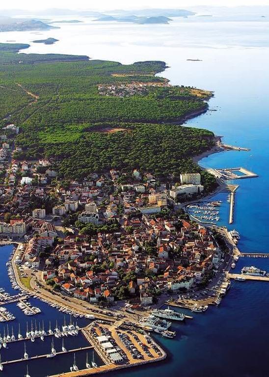 Apartamento Emma & Toni Biograd Na Moru Exterior foto