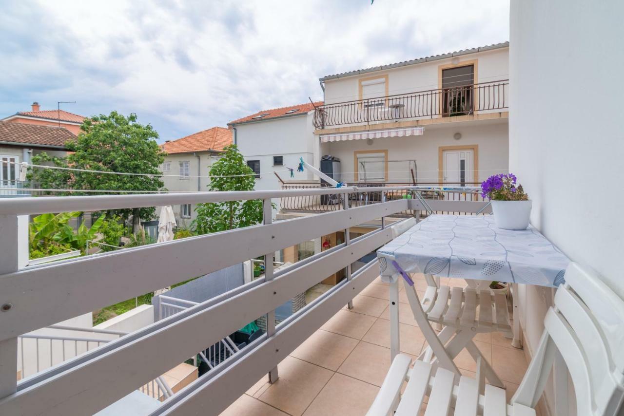 Apartamento Emma & Toni Biograd Na Moru Habitación foto