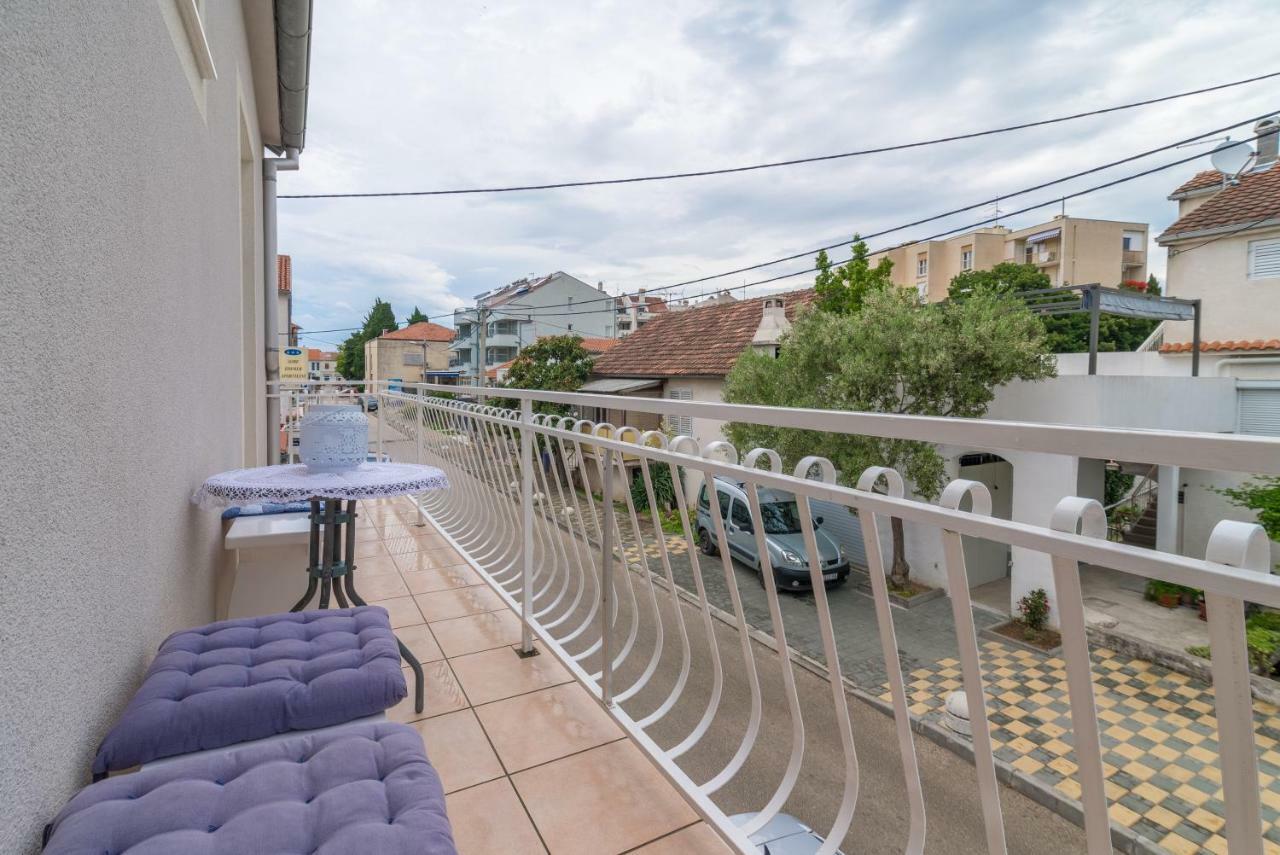Apartamento Emma & Toni Biograd Na Moru Exterior foto